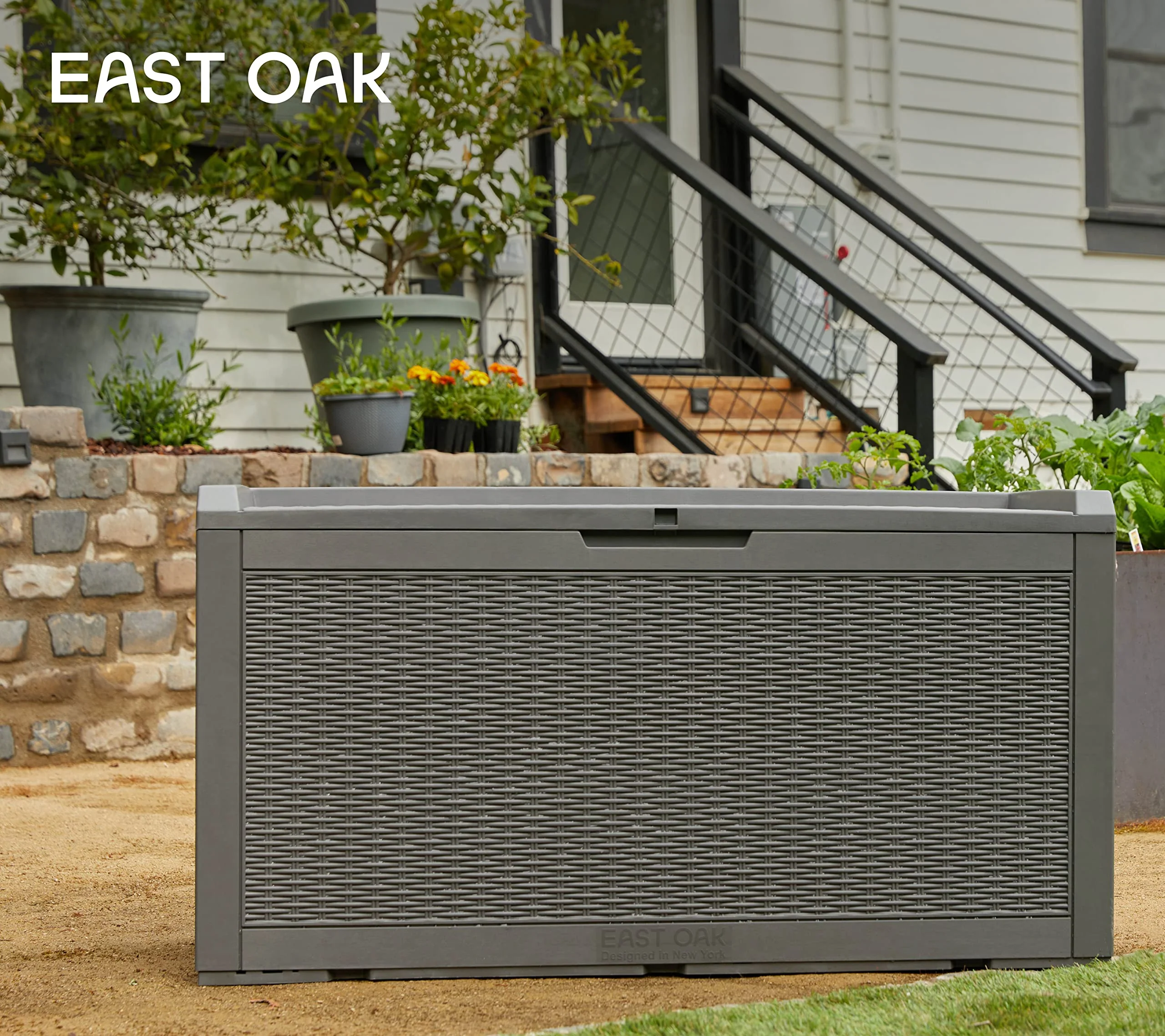 EAST OAK Outdoor Storage Box. 100 Gallon Deck Box