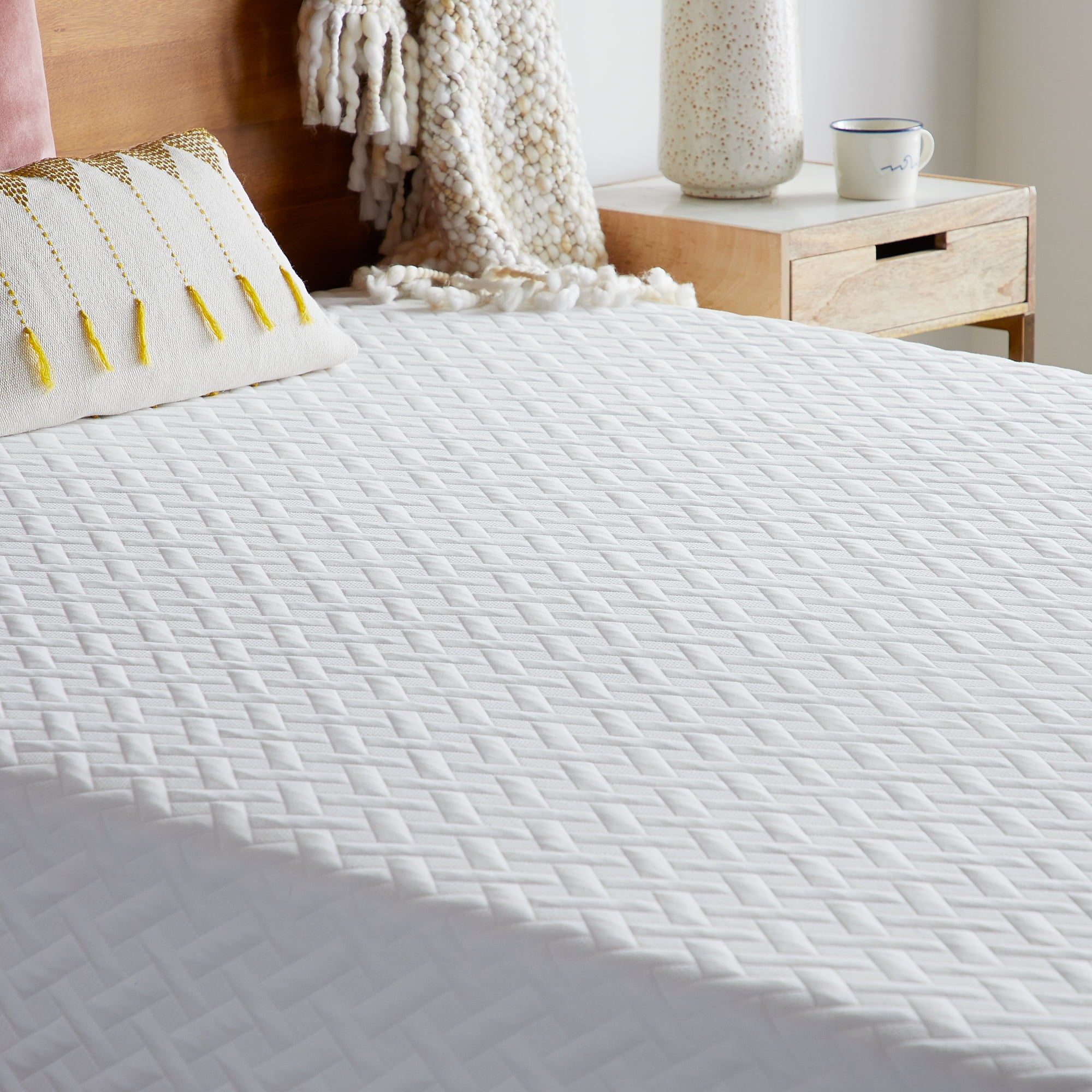 Haven 10 Medium Plush Gel Memory Foam Mattress. Queen