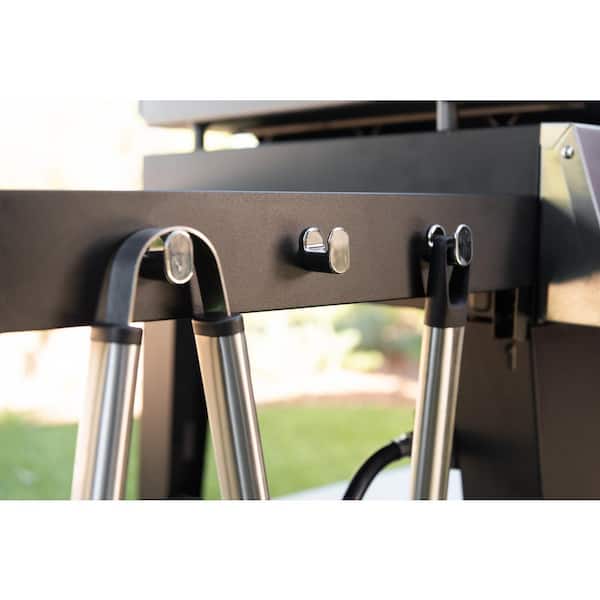 Daytona 4-Burner 36 in. Propane Gas Griddle in Black with Stainless Steel Lid