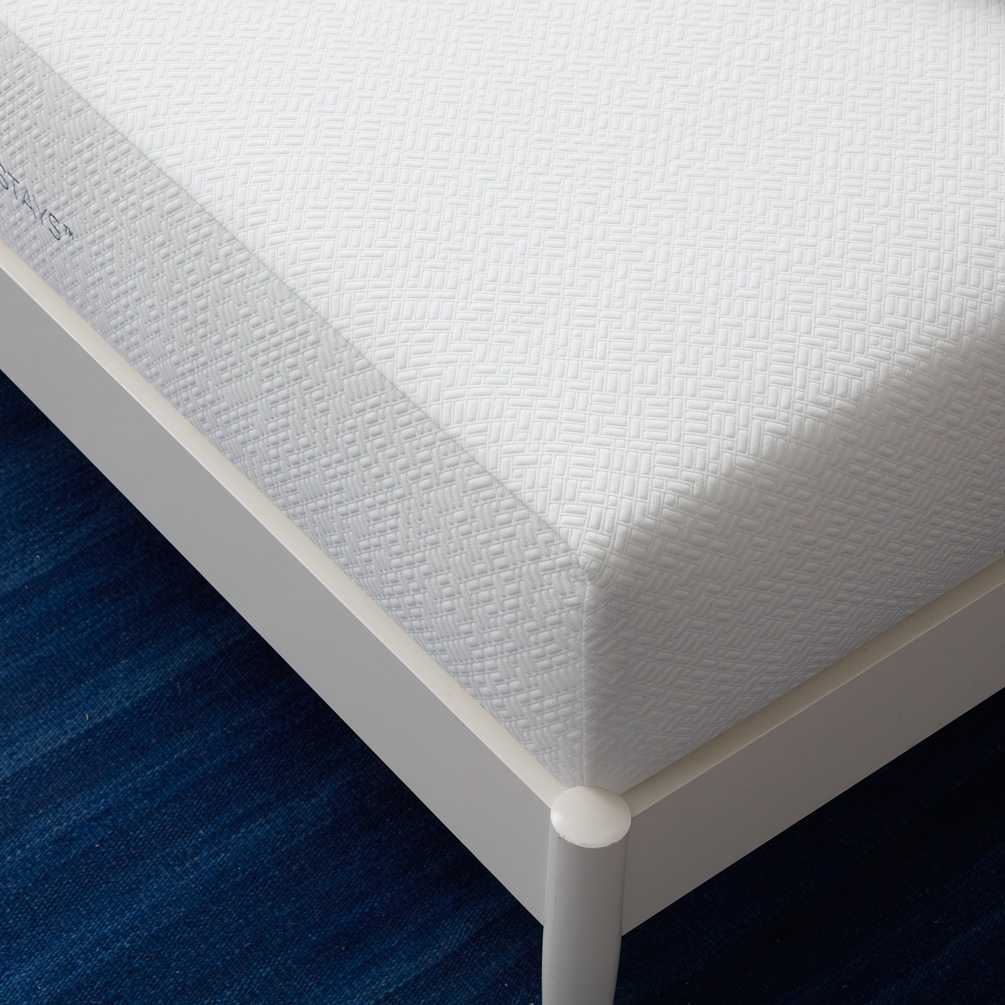 12 Memory Foam Mattress. Queen