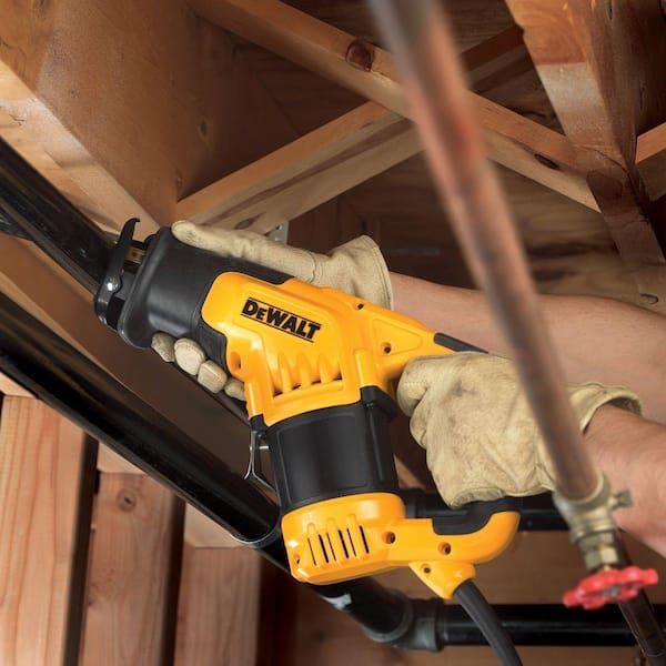 12 Amp Compact Corded Reciprocating Saw