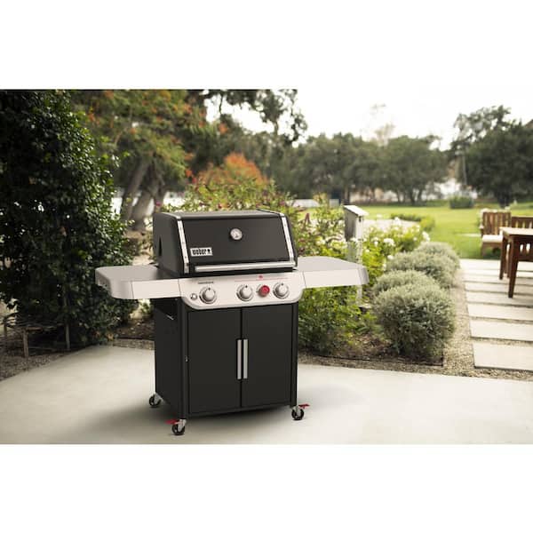 Genesis E-325s 3-Burner Propane Gas Grill in Black with Built-In Thermometer