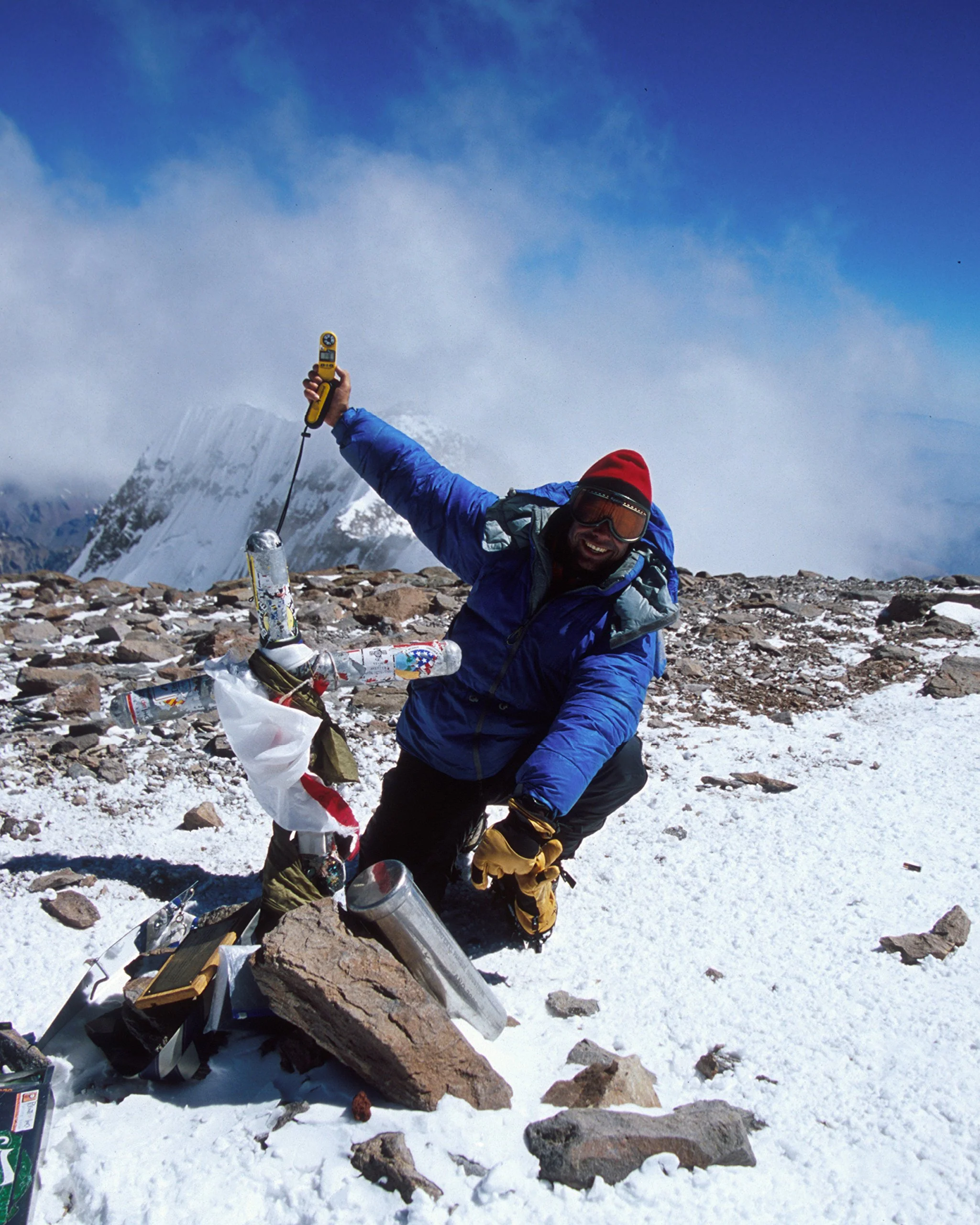 Kestrel 3500 Pocket Weather Meter / Digital Psychrometer Altimeter Anemometer