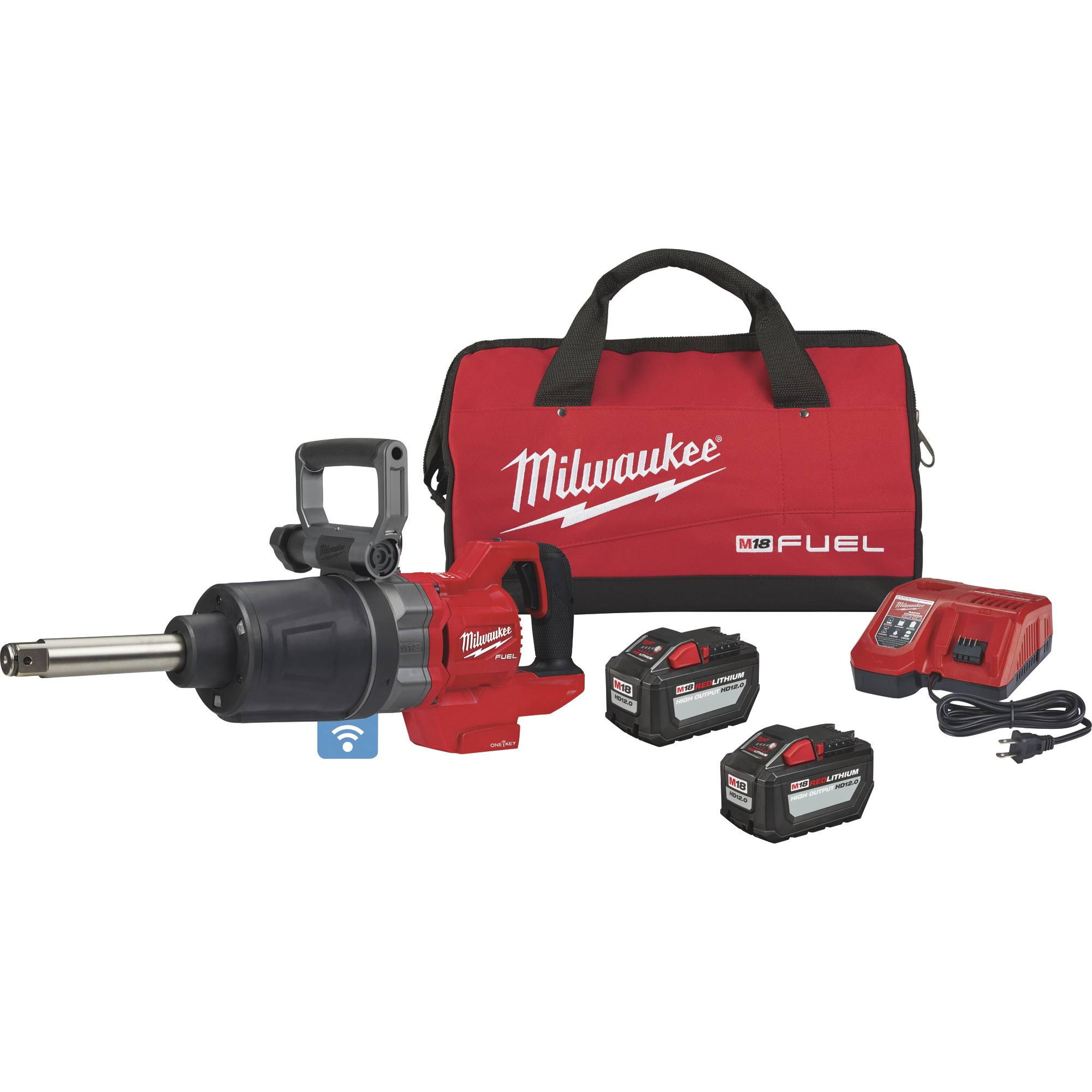 Milwaukee 2869-22HD M18 Fuel 1 in. D-Handle Ext. Anvil High Torque Impact Wrench Kit