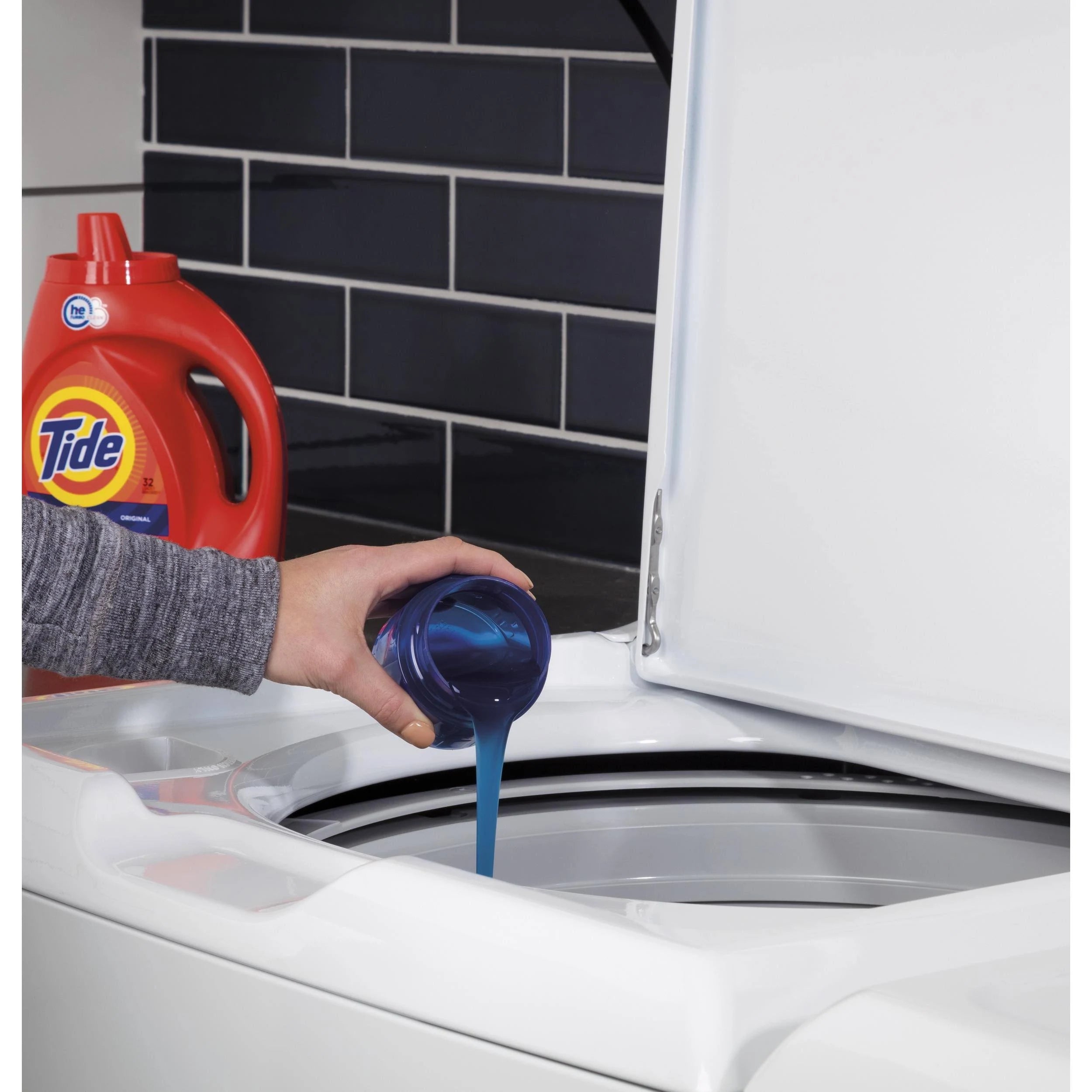 GE GTW465ASNWW 4.5 Cu. ft. White Top Load Washer - MadeInUSA