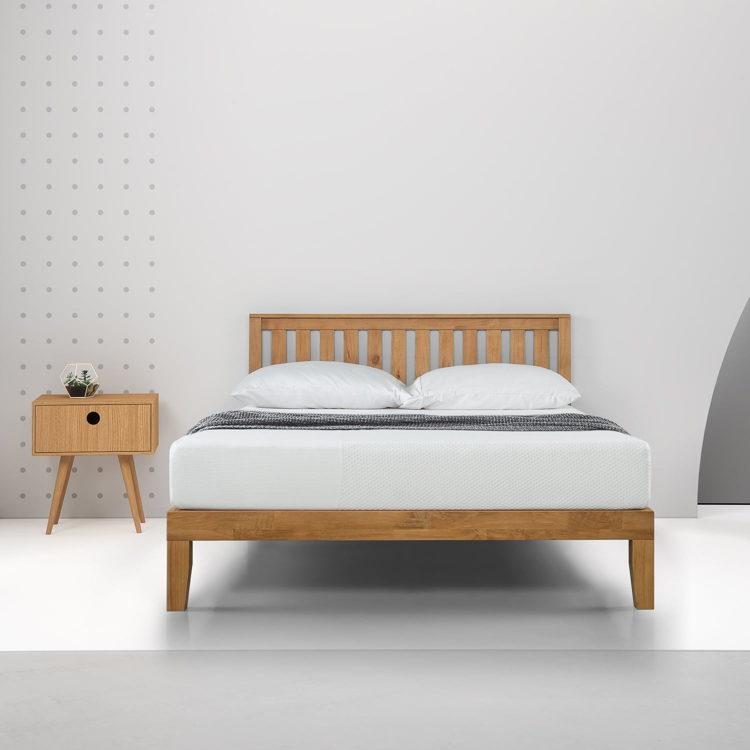 Sensations by Zinus 8 Comfort Memory Foam Mattress. Queen