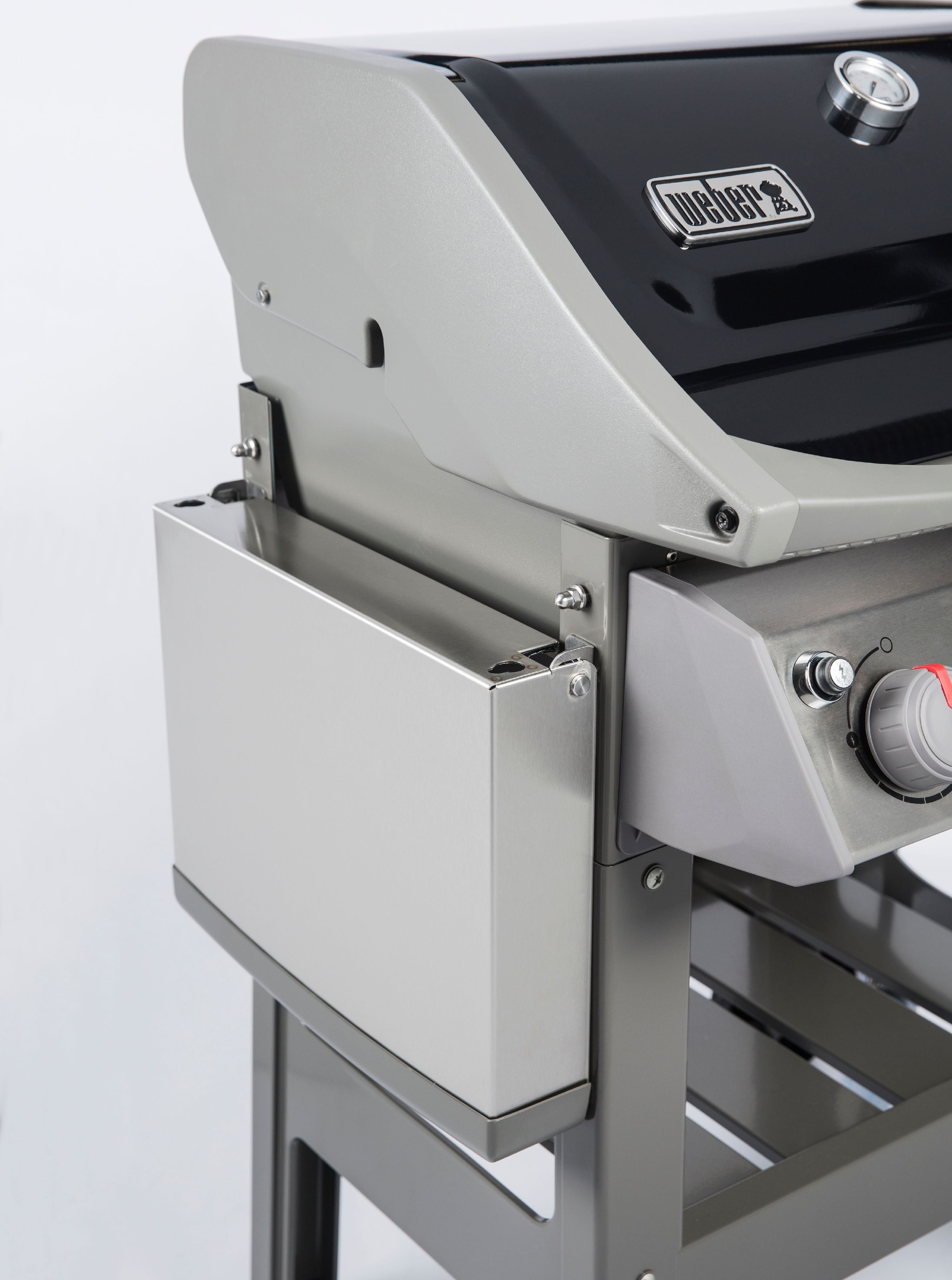 Spirit II E-210 Propane Gas Grill. Black