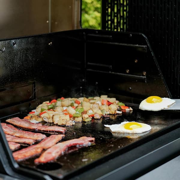 Gravity Series? 800 Digital WiFi Charcoal Grill. Griddle and Smoker in Black