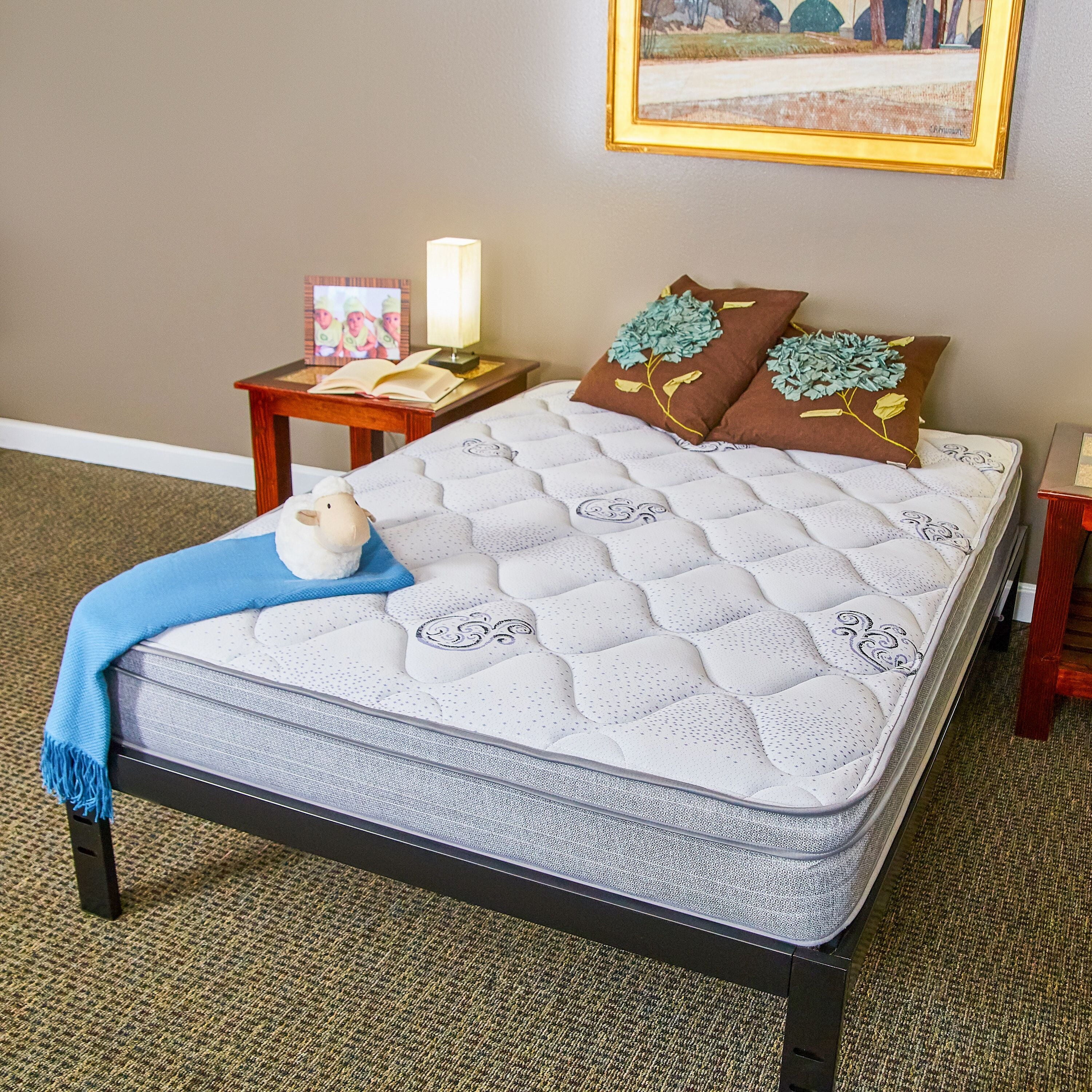 Slumber Express 10 Euro Top Back Aid Innerspring Mattress. Queen size