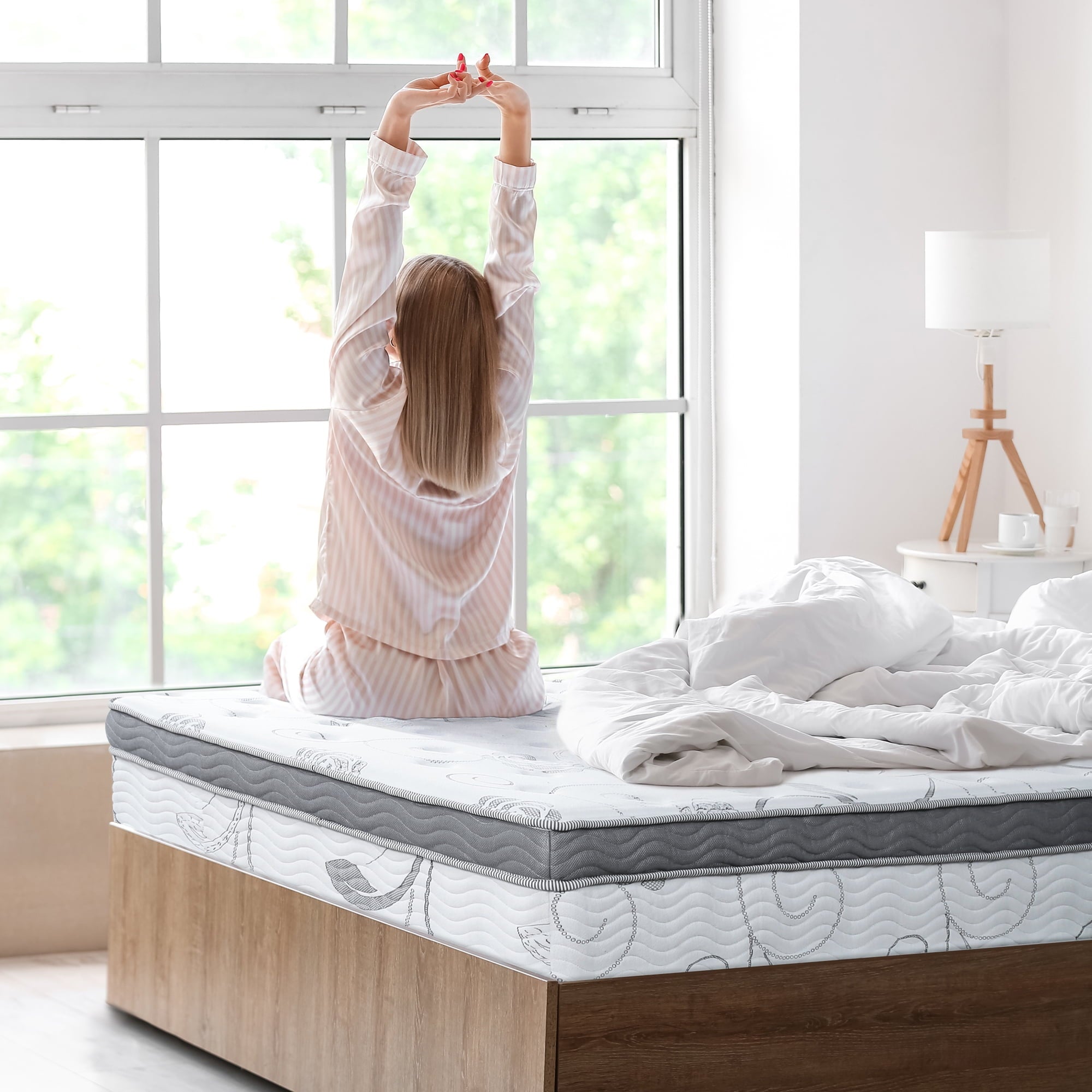 13 Inch Ultra Support Gel Hybrid Memory Foam Mattress. Queen