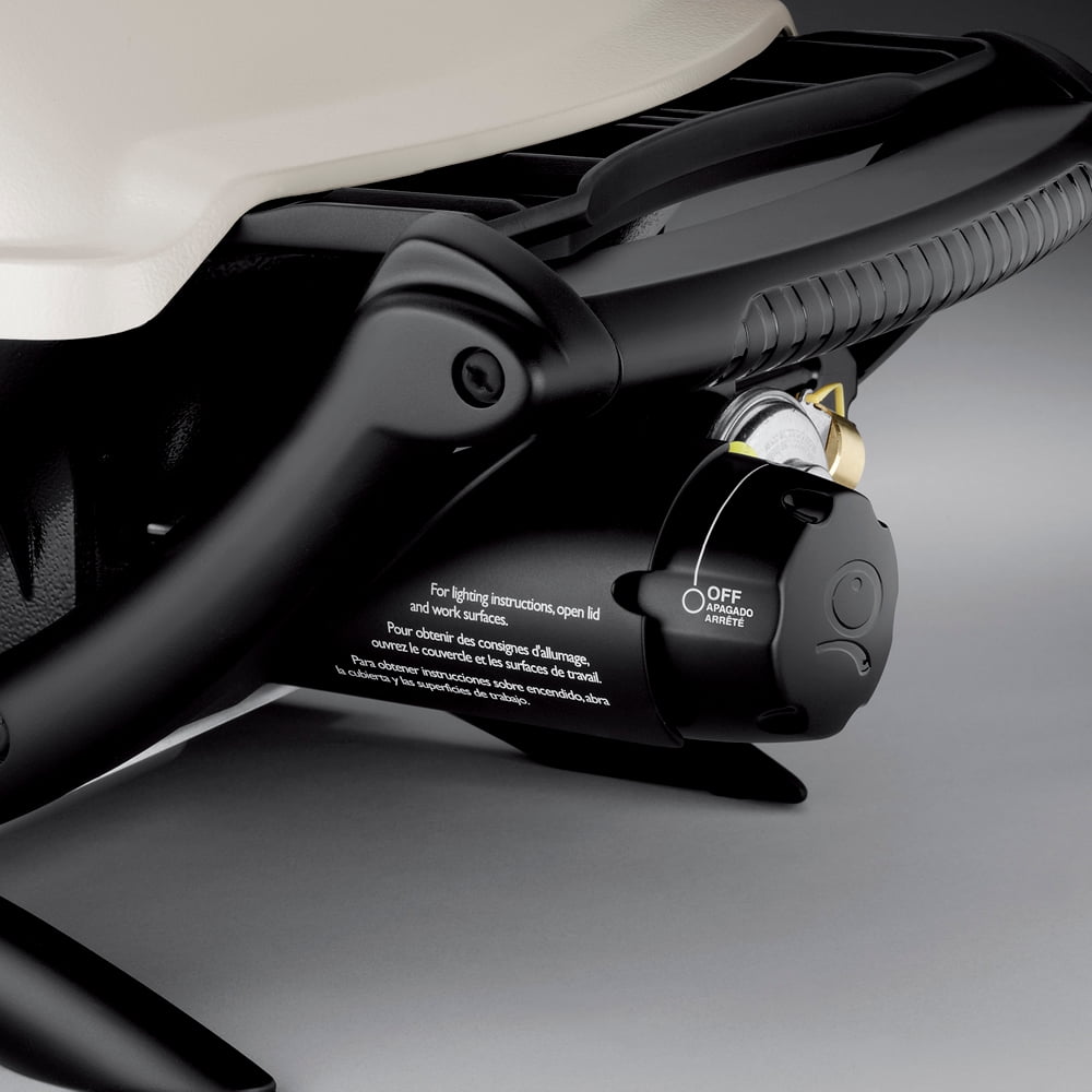 Q 2200 1-Burner Portable Gas Grill. Titanium