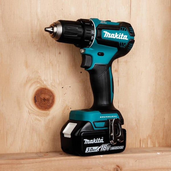 18V LXT Lithium-ion Brushless Cordless 2-Piece Combo Kit 3.0Ah Driver-Drill/ Impact Driver