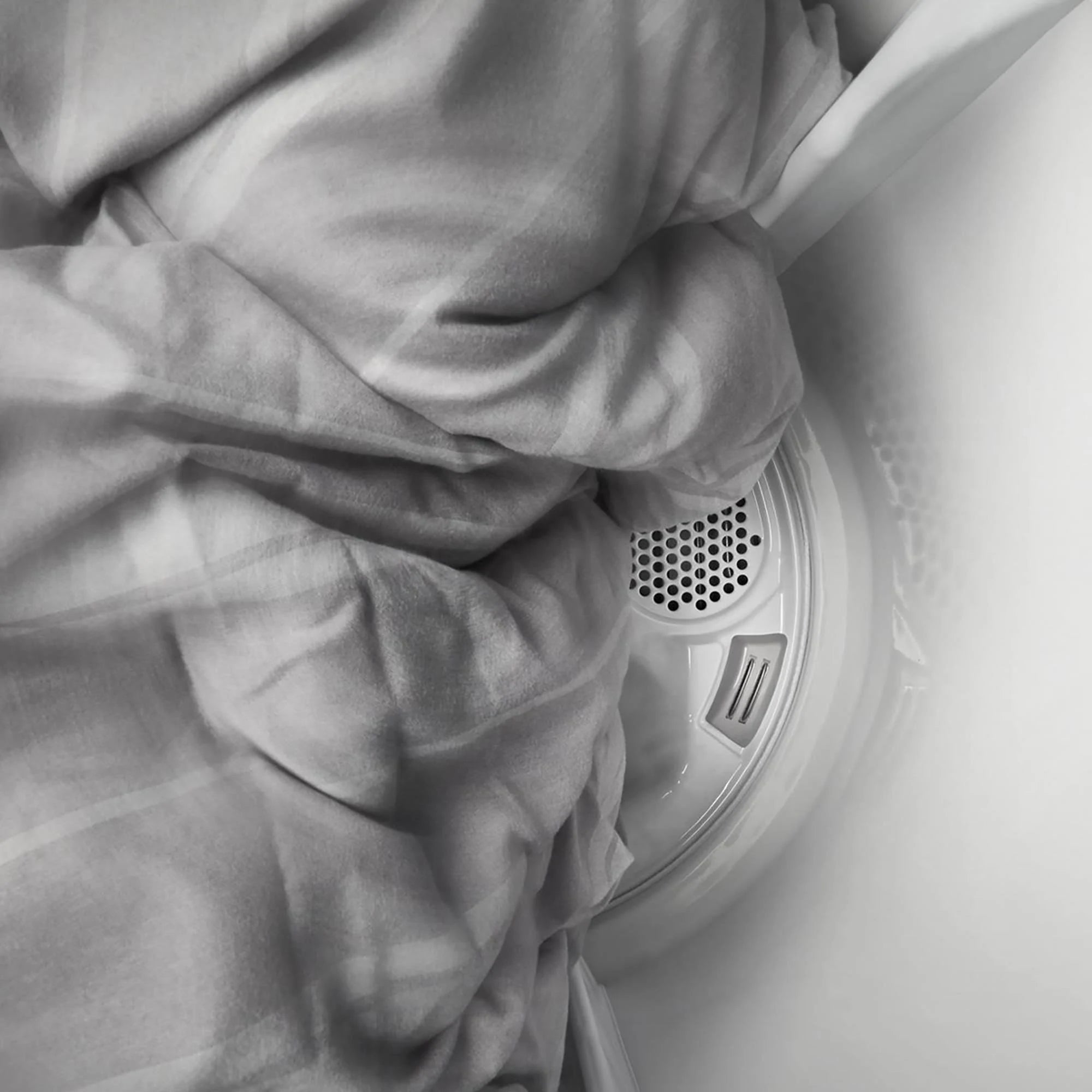 Maytag - 7.0 Cu. ft. Electric Dryer with Wrinkle Prevent - White - MadeInUSA