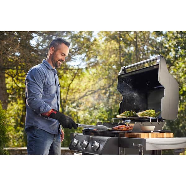 Spirit E-315 3-Burner Propane Grill in Black
