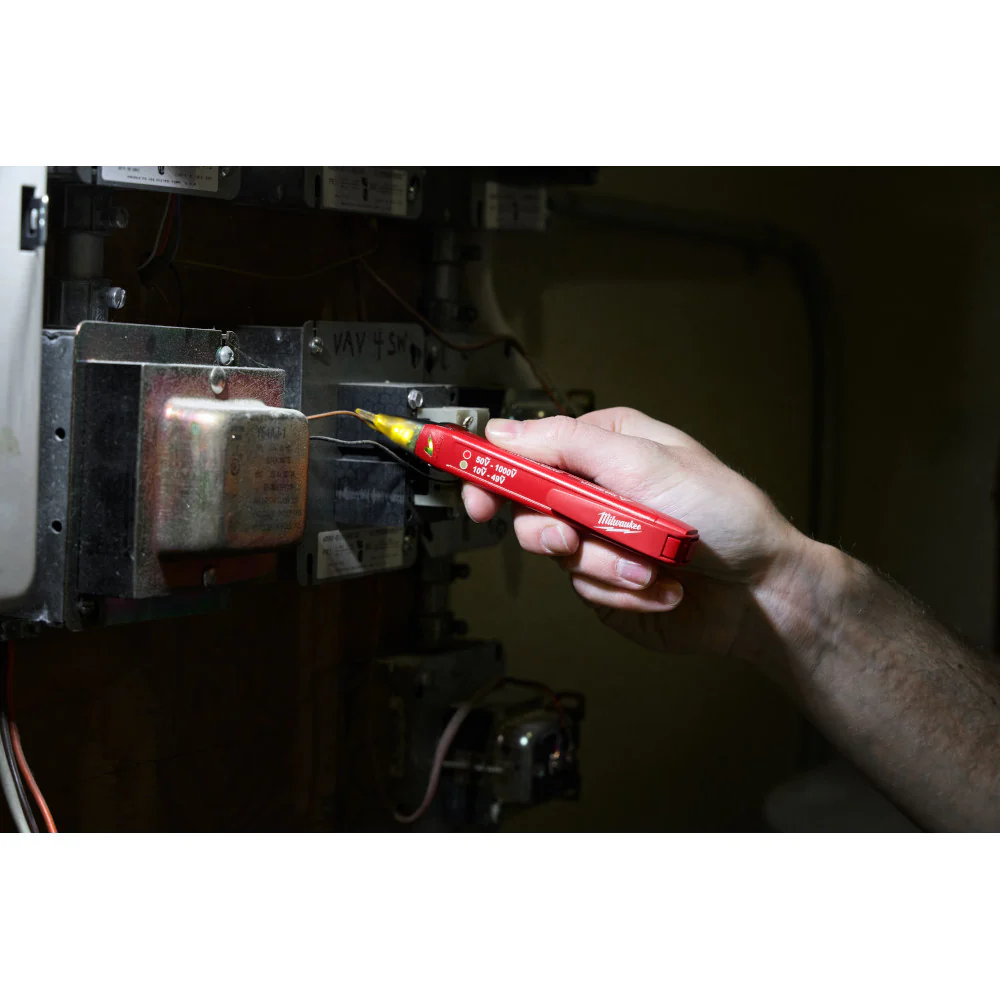 Milwaukee 2208-20 Dual Range Voltage Detector