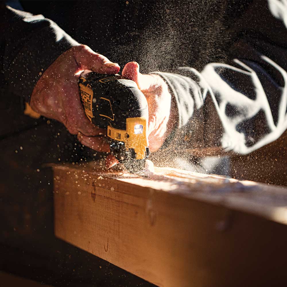 DeWALT DCS354D1 20V MAX XR ATOMIC Brushless Cordless Oscillating Multi Tool Kit