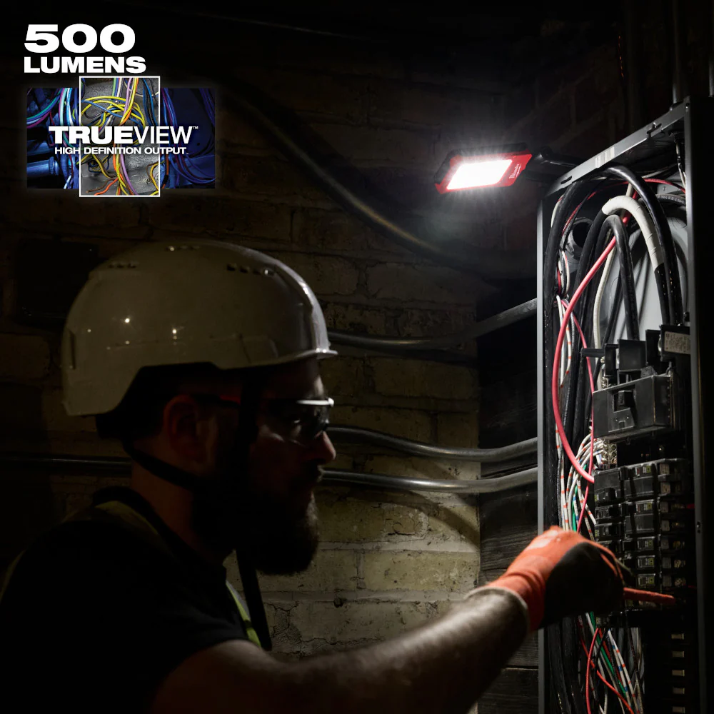 Milwaukee 2013R Rechargeable Low-Profile Magnetic Task Light