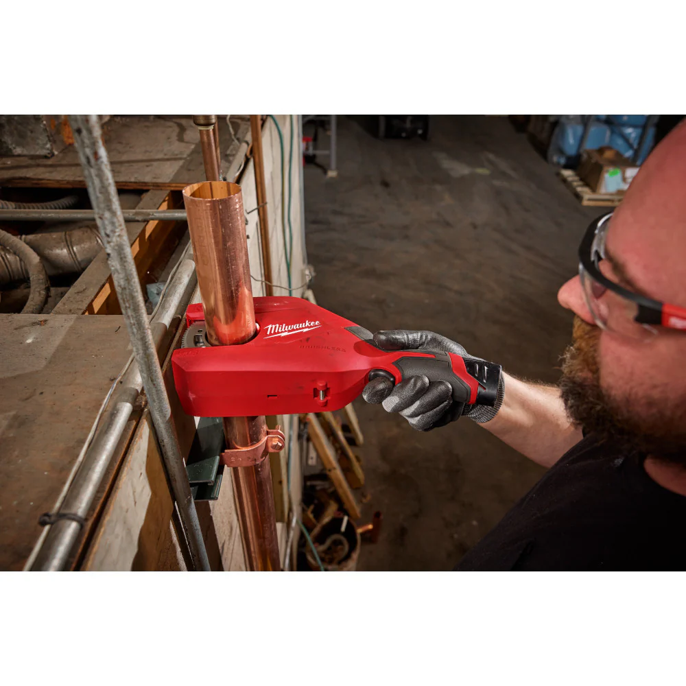 Milwaukee 2479-20 M12 Brushless 1-1/4-2 Copper Tubing Cutter