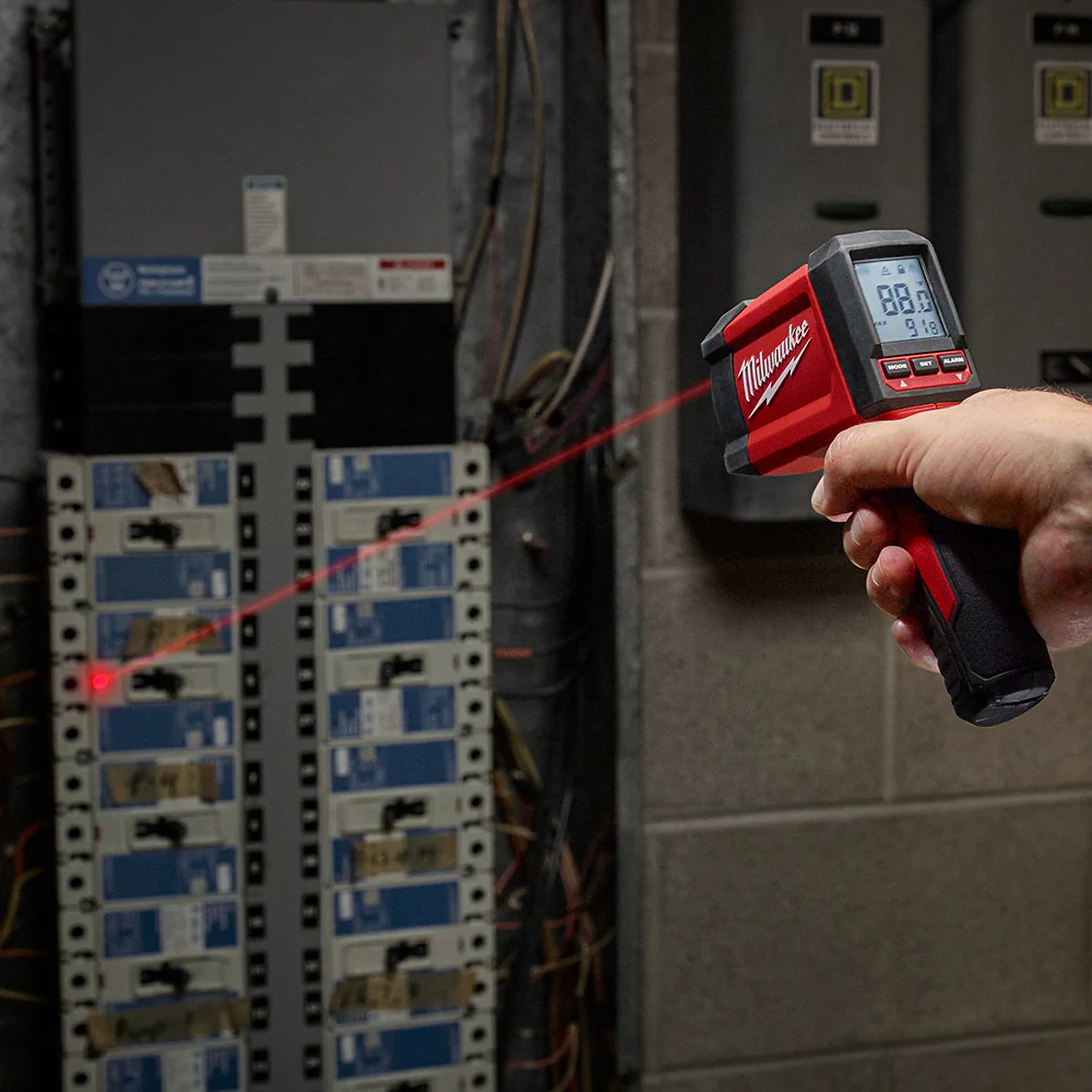Milwaukee 2268-20 -22 - 1.022-Degrees Fahrenheit Infared Temperature Gun