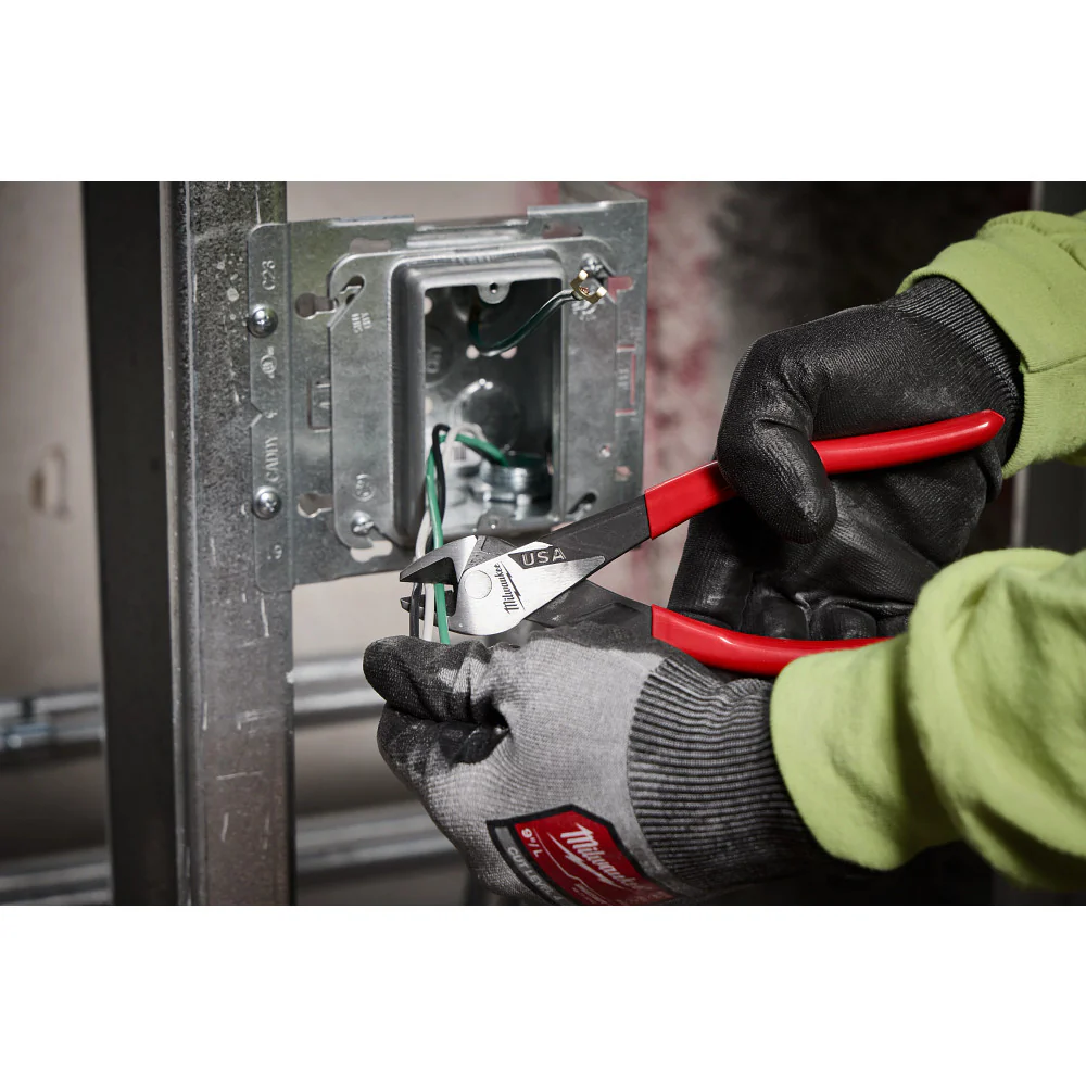 Milwaukee 48-22-0143 Power Utility Hand Tool Set for Construction Projects - 7PC