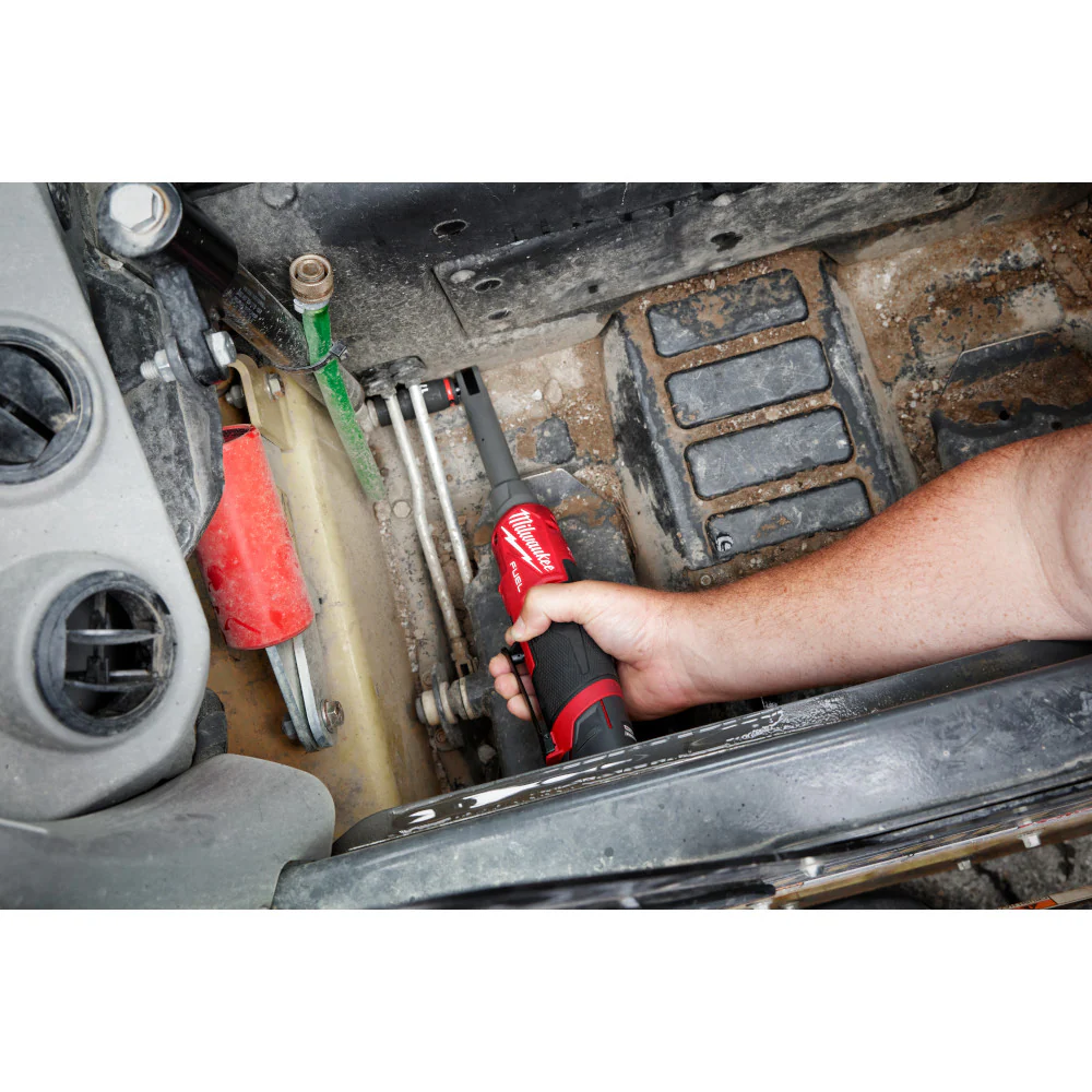 Milwaukee 2569-21 12V FUEL M12 3/8 Extended Reach High Speed Ratchet Kit