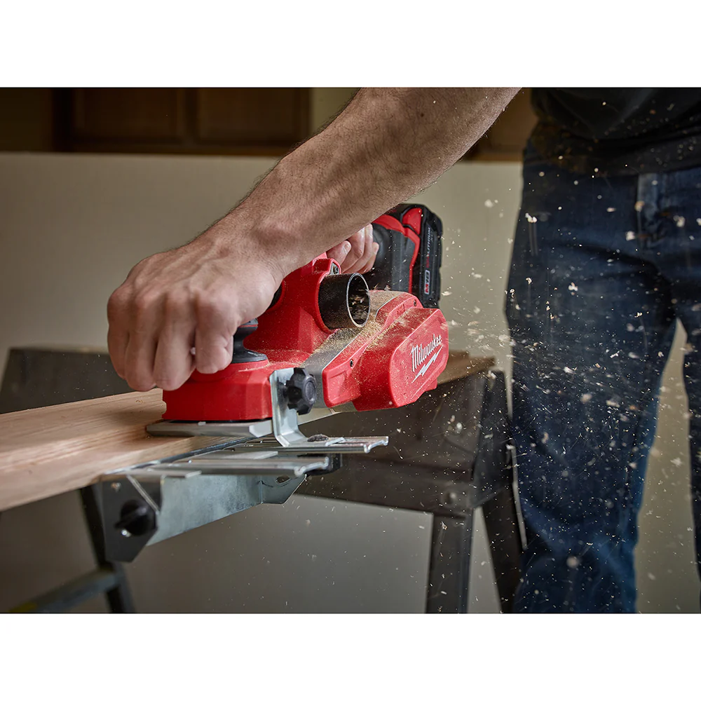 Milwaukee 2623-20 M18 18V 3-1/4-Inch Planer w/ Bevel/Edge Guide - Bare Tool