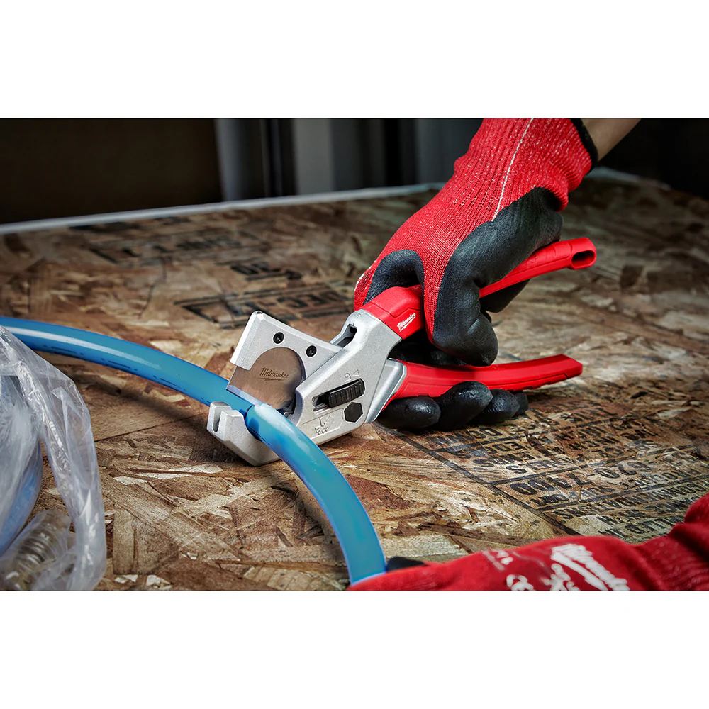 Milwaukee 48-22-4204 PEX / Tubing Cutter w/ Double Ground Steel Blade