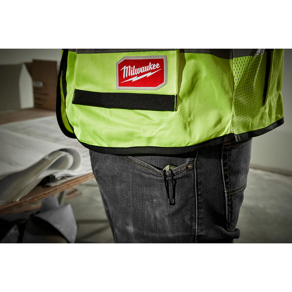 Milwaukee 48-22-1524 FASTBACK�Camo Folding Pocket Knife