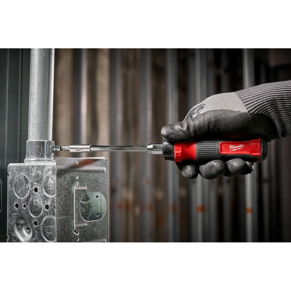 Milwaukee 48-22-2905 14-in-1 Multi-Bit and 8-in-1 Ratcheting Screwdrivers
