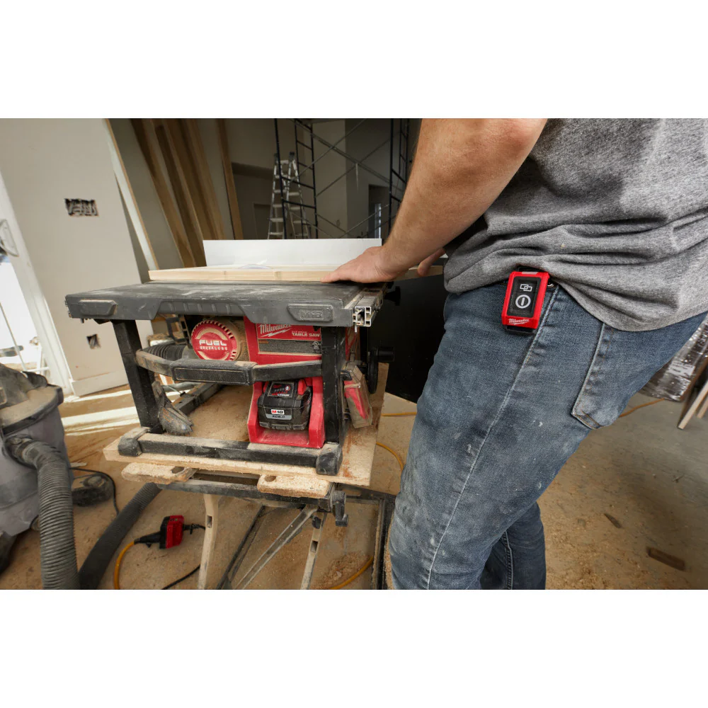 Milwaukee 0950-20 Universal Wireless Dust Control Adpater & Remote Kit