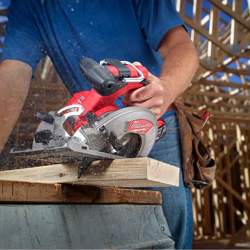 Milwaukee 2730-80 M18 FUEL 18V 6-1/2 Circular Saw - Reconditioned