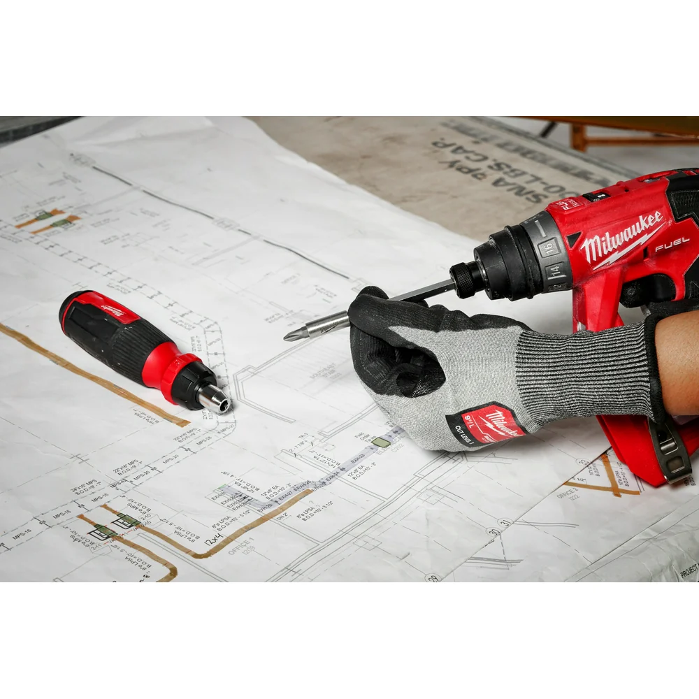 Milwaukee 48-22-2905 14-in-1 Multi-Bit and 8-in-1 Ratcheting Screwdrivers
