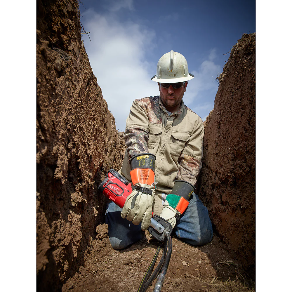 Milwaukee 2678-82 M18 18V 6 Ton Cordless Snub-Nosed Crimper - Reconditioned