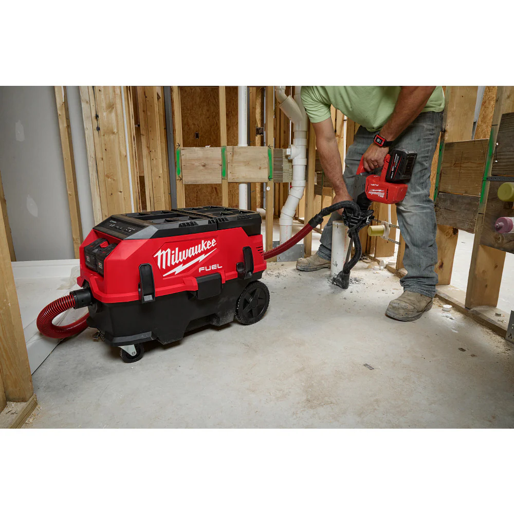 Milwaukee 0888-20 M18 FUEL 18V 9 Gallon Dual Battery Dust Extractor - Bare Tool