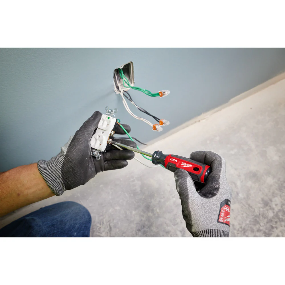 Milwaukee MT216 #2 ECX 4 Cushion Grip Screwdriver - Made In USA