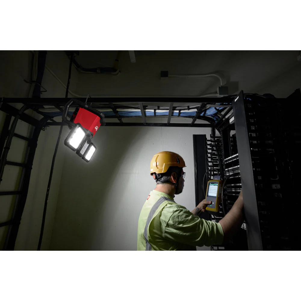 Milwaukee 2368-20SK M18 18V Dual Power Triple-Panel Light w/ 5AH Battery/Charger