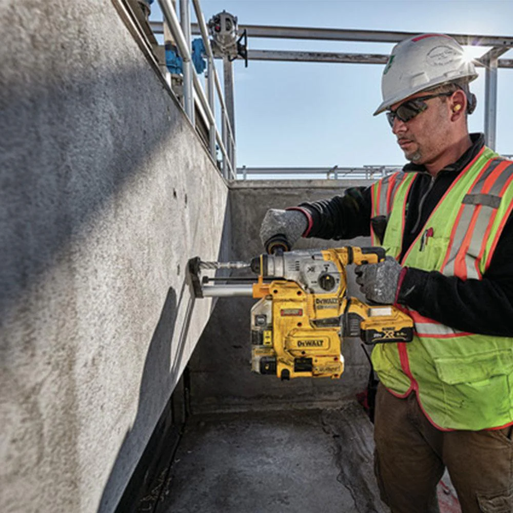 DeWALT DCH293R2DH�20V 1-1/8 Inch SDS-Plus Dust Extractor Rotary Hammer