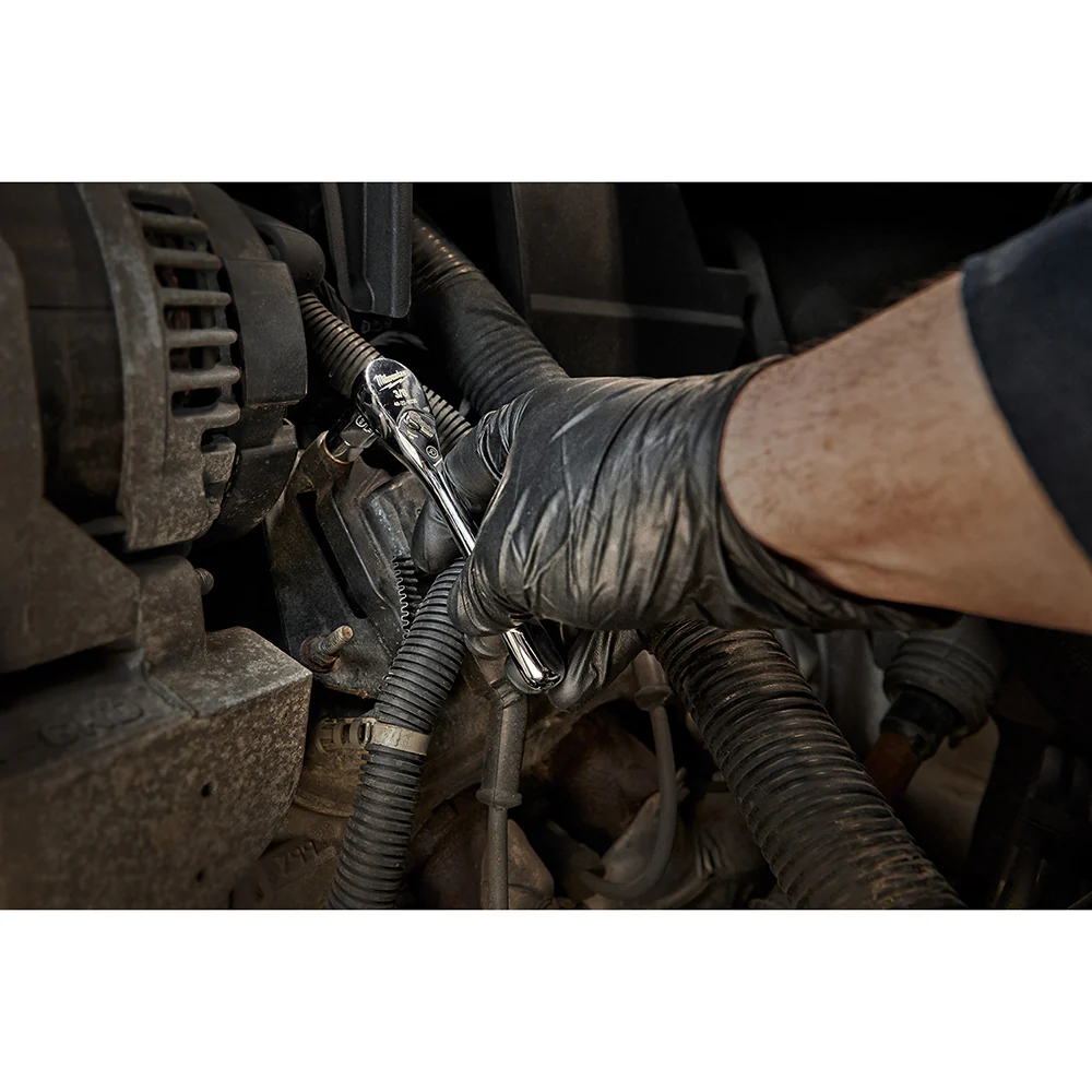 Milwaukee 48-22-9036 3/8 Drive 5 Ratchet Chrome Plated w/ Stubby Handle