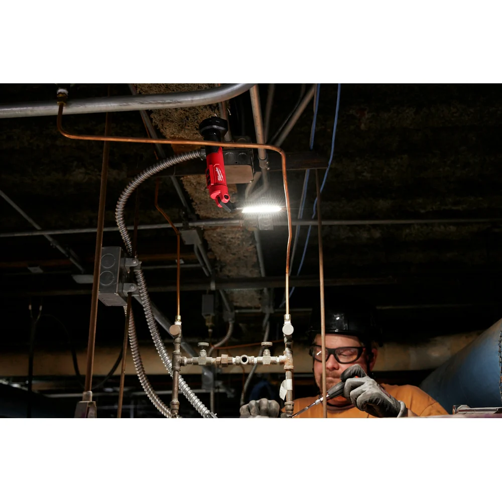 Milwaukee 2128-21 REDLITHIUM USB 550 Lumen Cordless Stick Light w/ Magnet