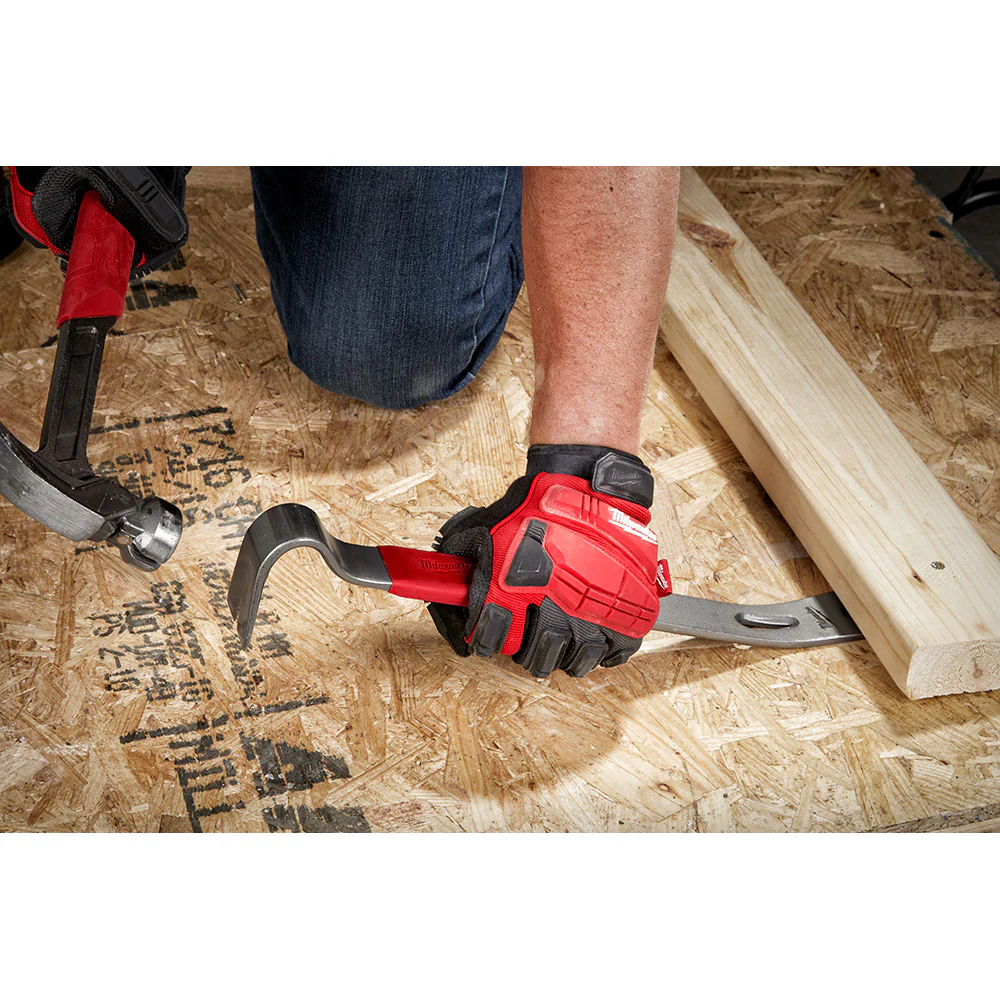 Milwaukee 48-22-9080PB 20oz Curved Claw Smooth Face Hammer w/ 15 Pry Bar