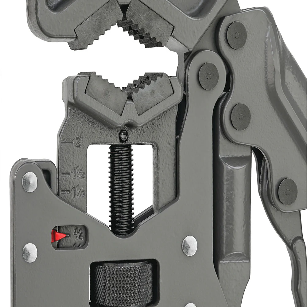 DeWALT DCE700X2K 60V MAX Lithium-Ion Cordless Pipe Threader Kit w/ Die Heads