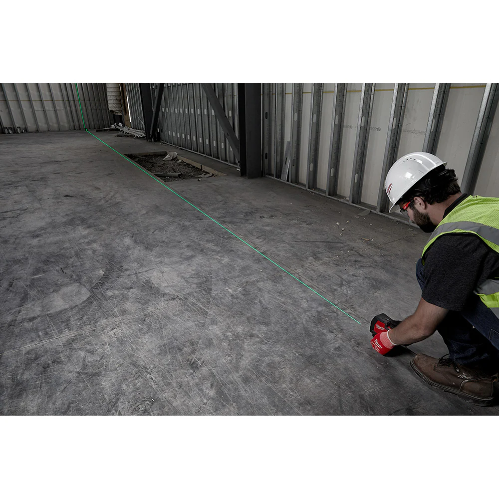 Milwaukee 3521-21TP USB Rechargeable Green Cross Line Laser w/ Tri-pod