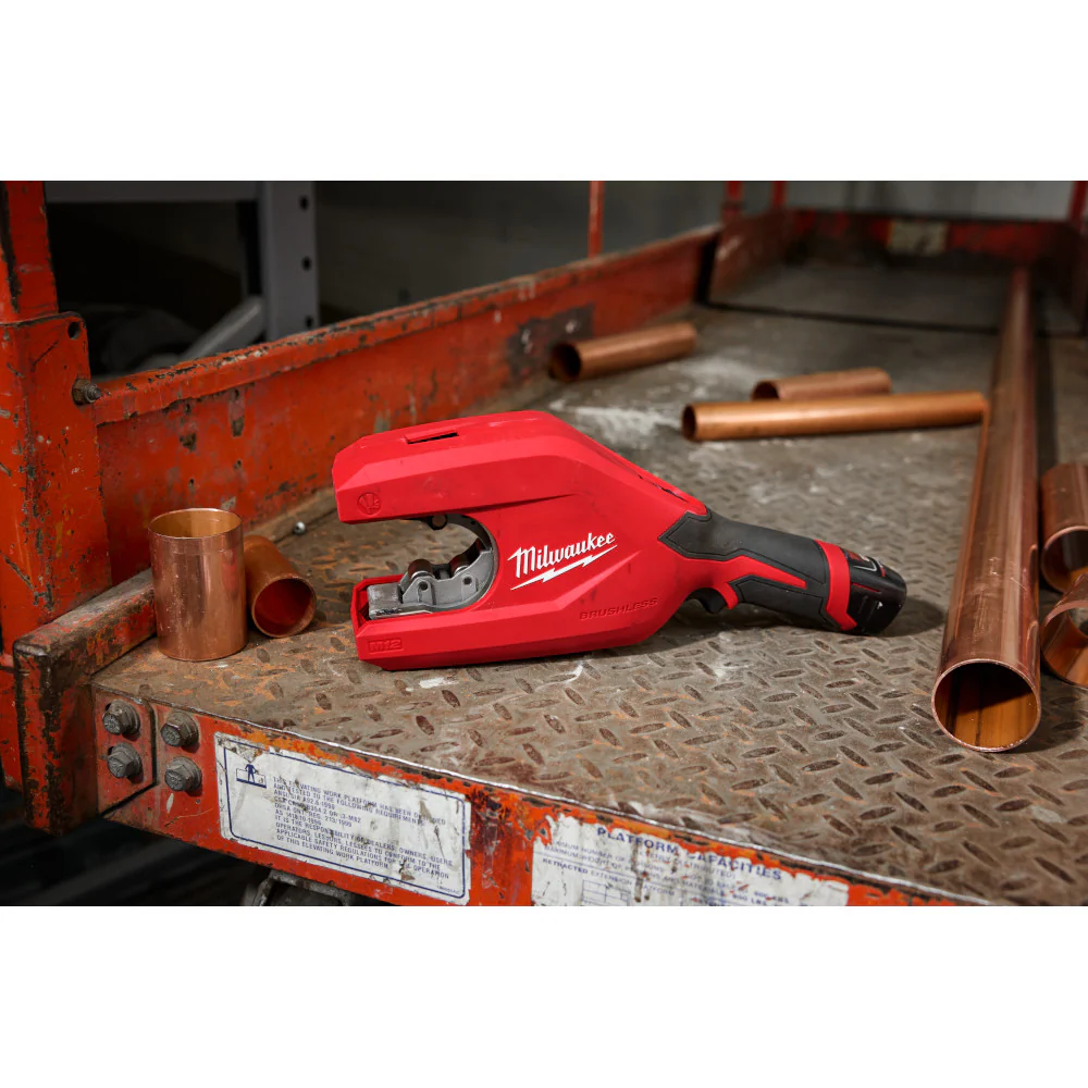 Milwaukee 2479-20 M12 Brushless 1-1/4-2 Copper Tubing Cutter