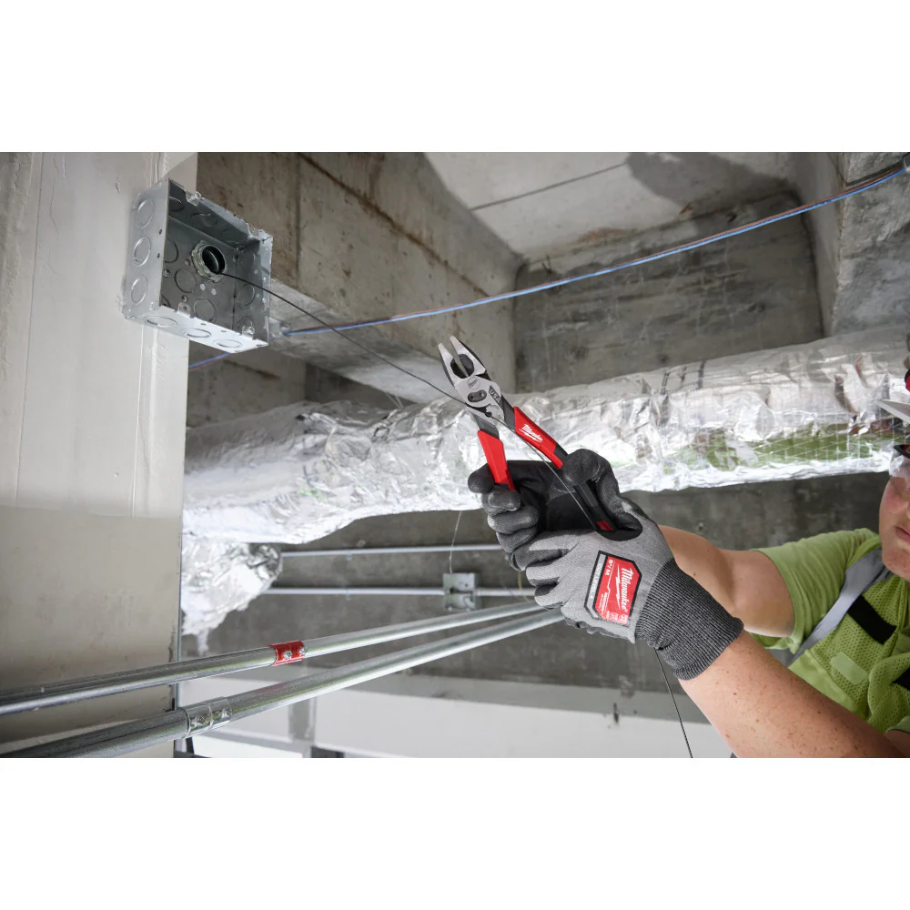 Milwaukee MT550C 9 Lineman Dipped Pliers w/ Crimper/Bolt Cutter - Made In USA