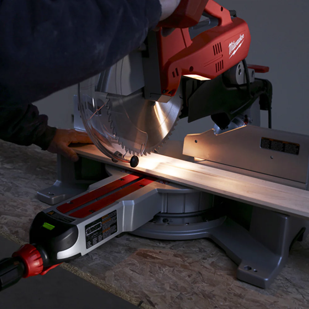Milwaukee 6955-80 120V AC 12 Dual-Bevel Sliding Compound Miter Saw - Reconditioned