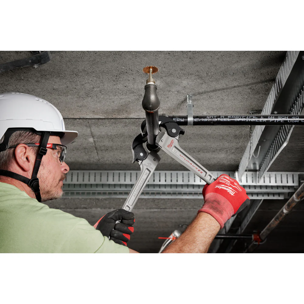 Milwaukee 48-22-7414 14 Aluminum Self-Adjusting Pipe Wrench
