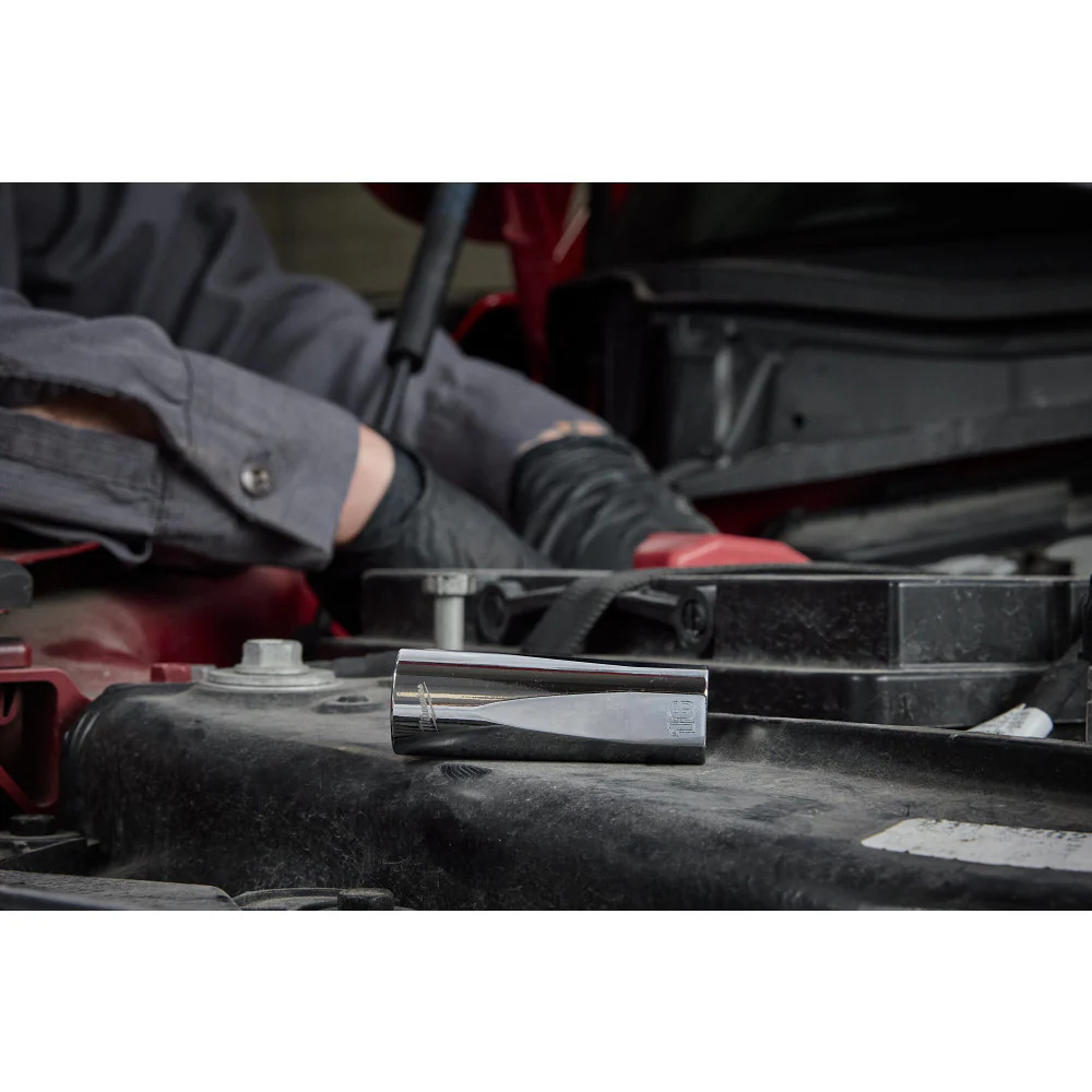 Milwaukee 48-22-9285 3/8 PACKOUT Metric/SAE Ratchet/Socket Set - 98 PC