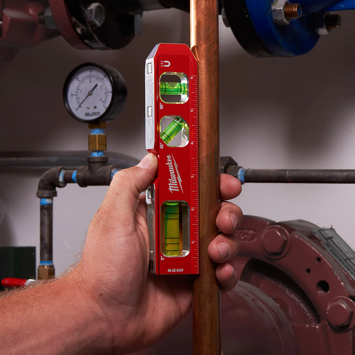 Milwaukee 48-22-5107 Durable Aluminum Standard Compact Billet Torpedo Level