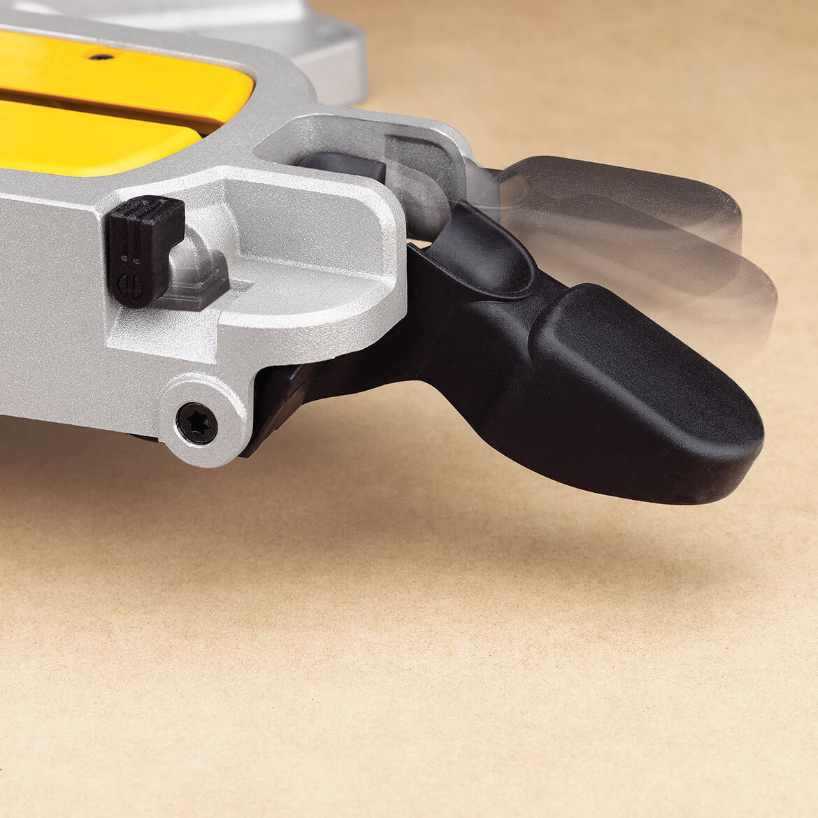 DeWALT DWS780-KIT 12 Corded Double Bevel Sliding Compound Miter Saw w/ Stand