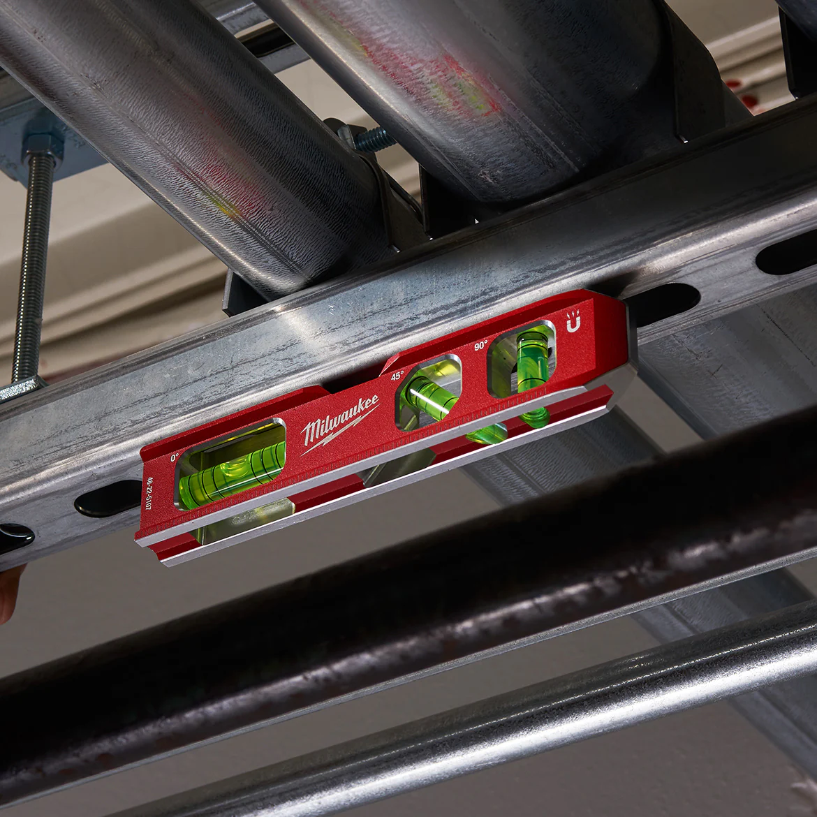 Milwaukee 48-22-5107 Durable Aluminum Standard Compact Billet Torpedo Level